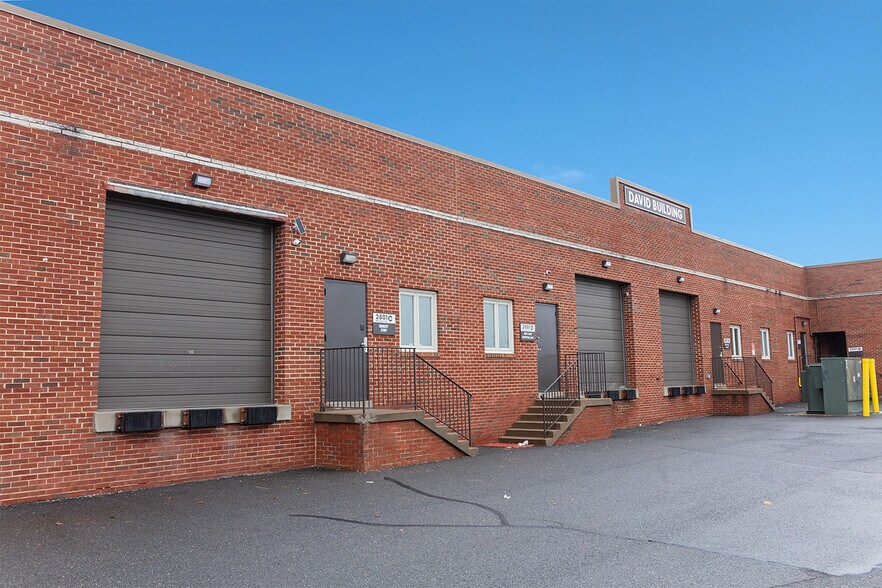 More Photos Of 2801 Merrilee Dr, Fairfax Warehouse For Lease