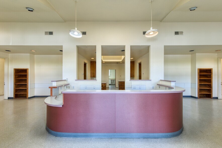 More Photos Of 2928 Eastern Ave, Sacramento Medical For Sale