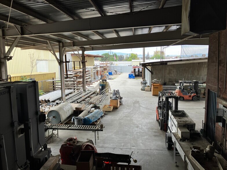 More Photos Of 3500 Chester Ave, Bakersfield Industrial For Sale