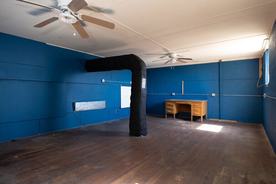 More Photos Of 200 N Florence St, Casa Grande Storefront For Sale