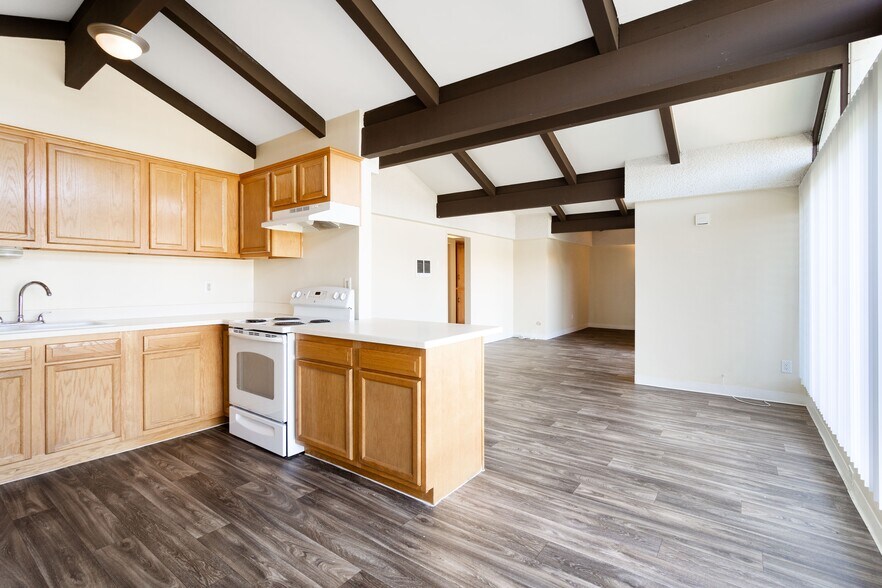 More Photos Of 5055 73rd St, San Diego Apartments For Sale