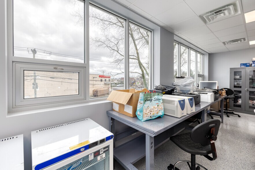 More Photos Of 2940 Lincoln Ave, Oceanside Medical For Sale