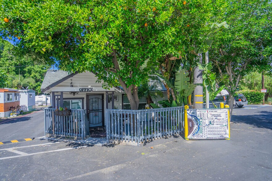 More Photos Of 10799 Sherman Grove Ave, Sunland Manufactured Housing Mobile Home Park For Sale