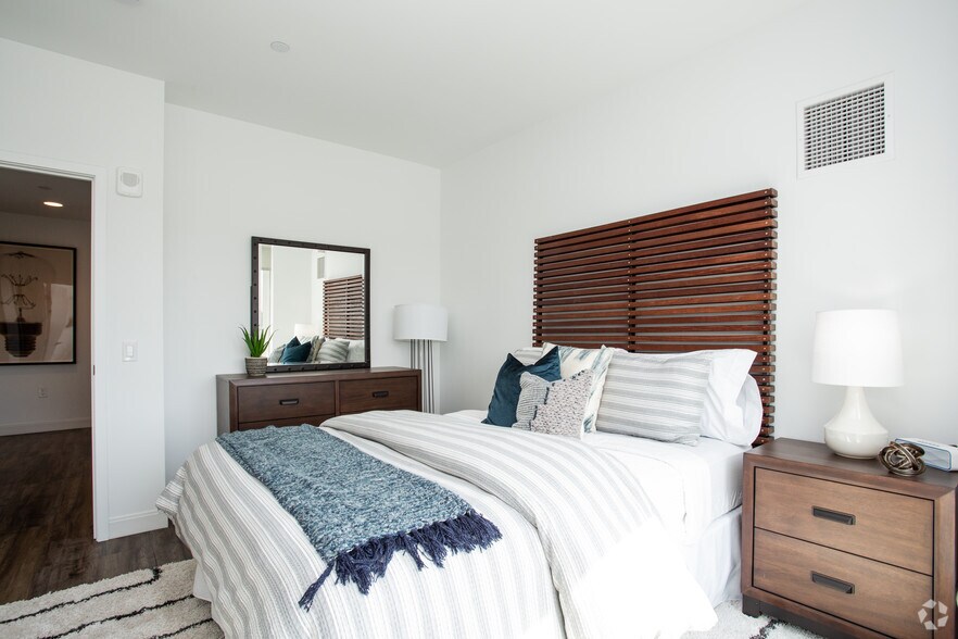 More Photos Of 125 Guest St, Boston Apartments For Lease