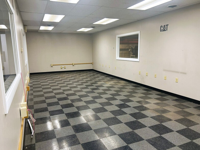 More Photos Of 5151 E 56th Ave, Commerce City Manufacturing For Sale