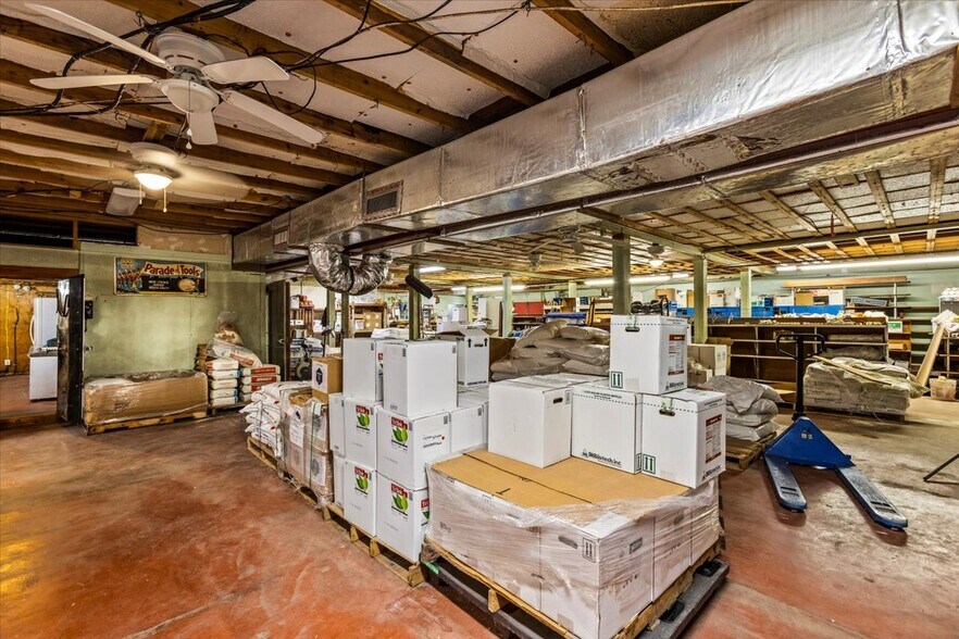 More Photos Of 13081 State TX-172 South Hwy, La Ward General Retail For Sale