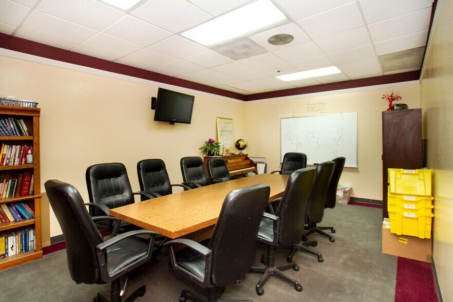 More Photos Of 1811 S 7th St, San Jose Warehouse For Sale