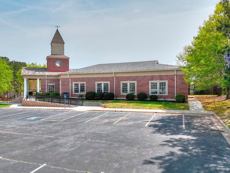 More Photos Of 500 Plantation Park Dr, Loganville Office For Lease