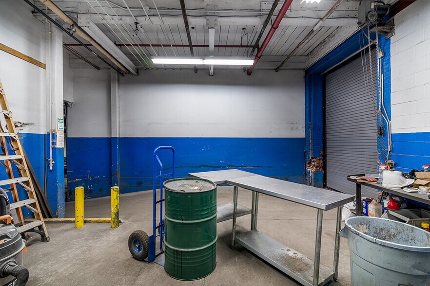 More Photos Of 248 Pine St, Pawtucket Warehouse For Sale