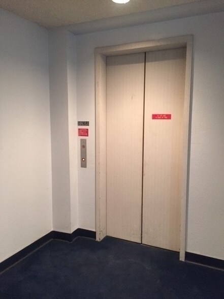 More Photos Of 520 W Santa Ana Blvd, Santa Ana Office For Lease