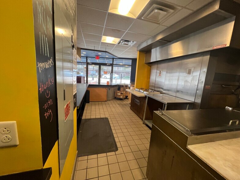 More Photos Of 331 Beechurst Ave, Morgantown Apartments For Lease