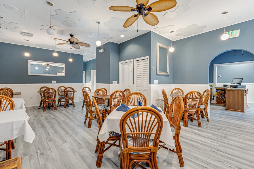 More Photos Of 5935 S Highway A1A, Melbourne Beach Hotel For Sale