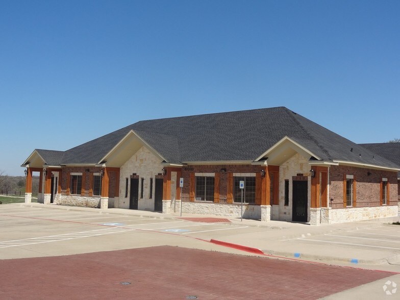 More Photos Of 7000 Parkwood Blvd, Frisco Office For Sale