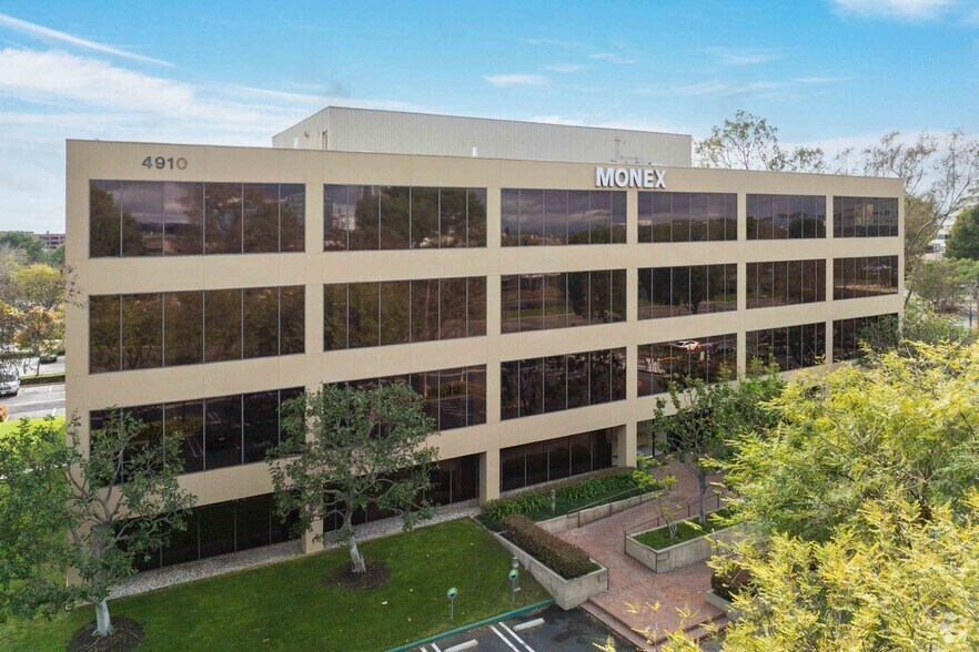 More Photos Of 4910 Birch St, Newport Beach Office For Lease