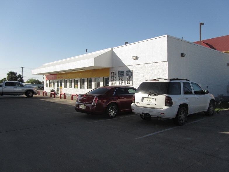 More Photos Of 10446 Ih 37, Corpus Christi Convenience Store For Sale