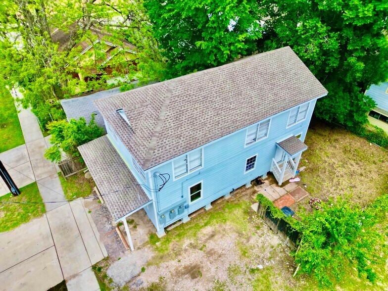 More Photos Of 307 S 79th St, Houston Multifamily For Sale