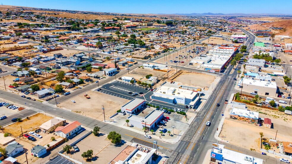 More Photos Of 530-534 E Main St, Barstow Auto Repair For Sale