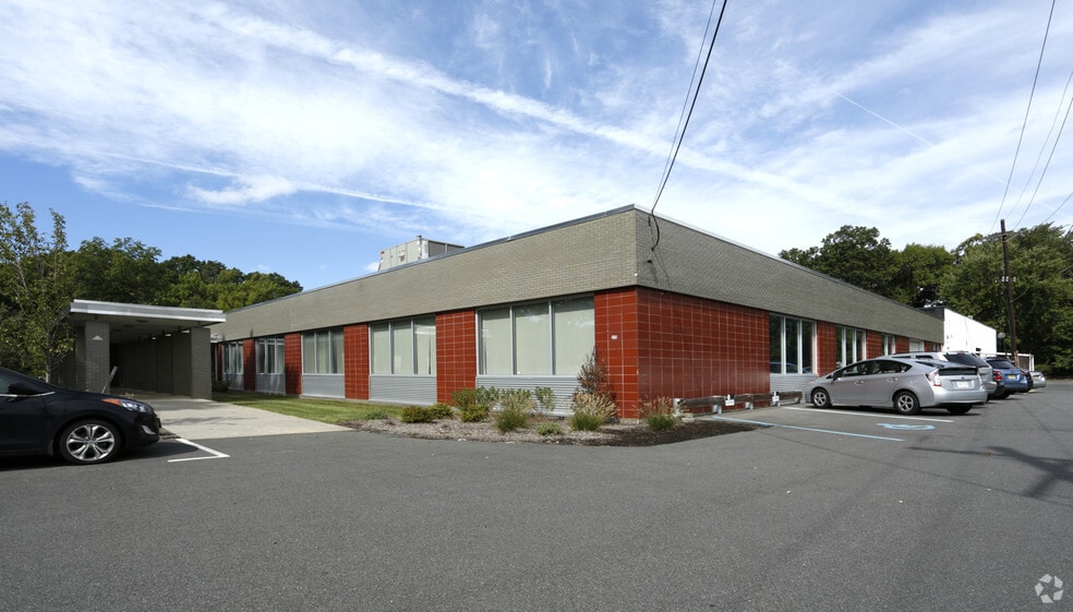 Primary Photo Of 270 Sheffield St, Mountainside Warehouse For Lease