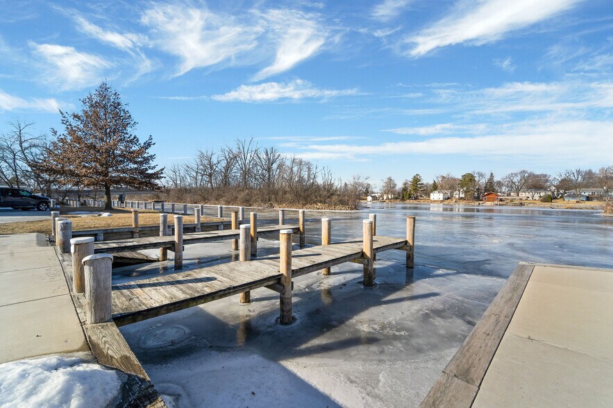 More Photos Of 127 W Main St, Omro Storefront Retail Office For Sale