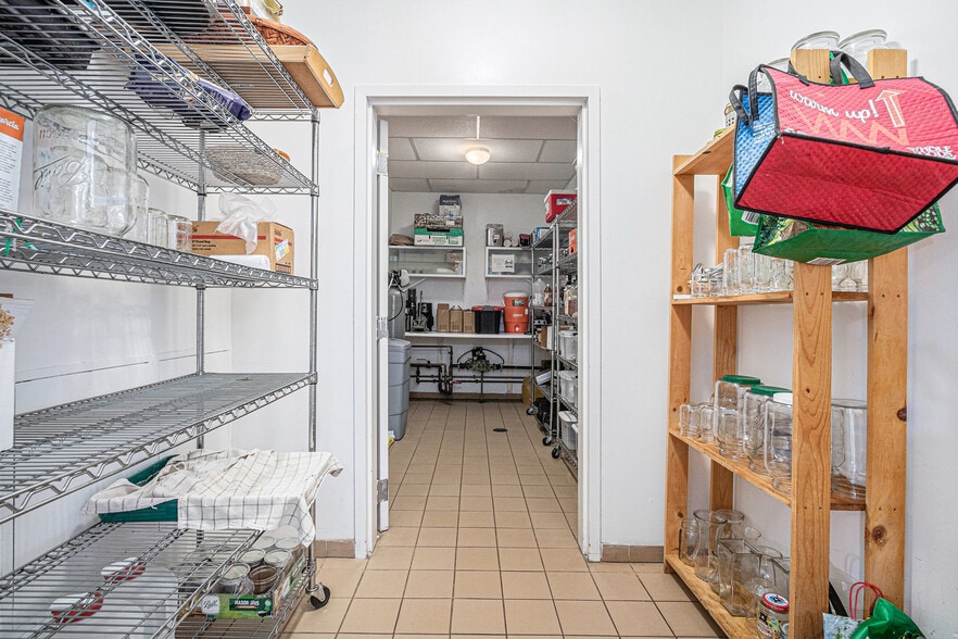 More Photos Of 56968 Dailey Rd, Dowagiac Shelter For Sale