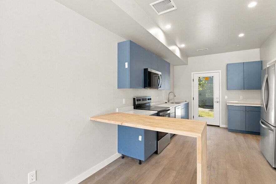 More Photos Of 619 Overlin Dr, Glenwood Springs Multifamily For Sale