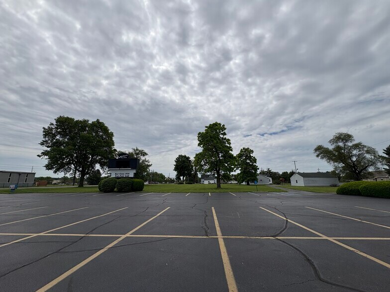 More Photos Of 1120 N Marr Rd, Columbus Land For Sale