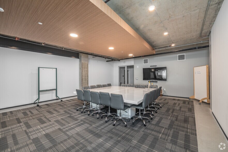 More Photos Of 4061-4065 Glencoe Ave, Marina Del Rey Office For Lease