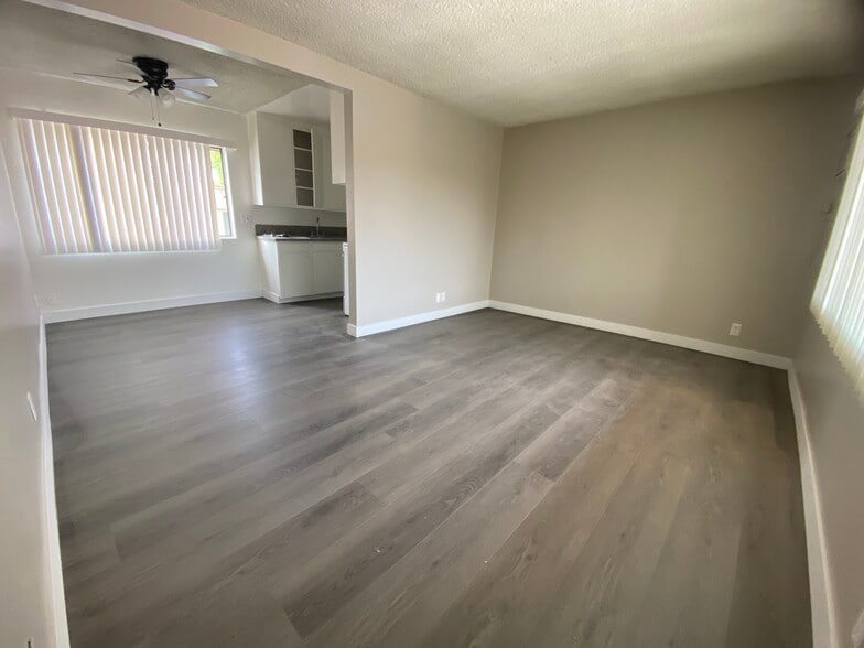 More Photos Of 14696 Rayen St, Panorama City Apartments For Sale