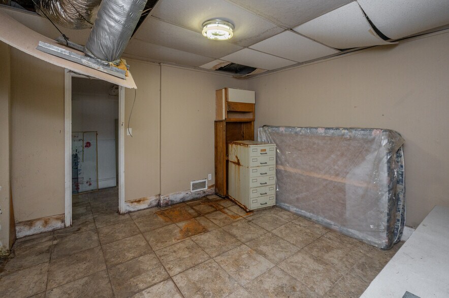 More Photos Of 730 Memorial Dr, Bessemer Medical For Sale