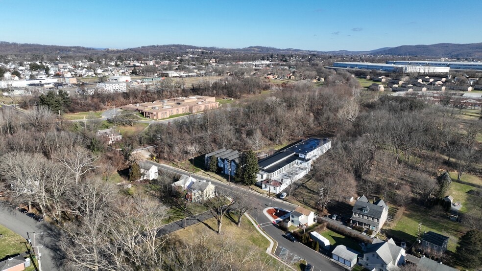 More Photos Of 555 Warren St, Phillipsburg Warehouse For Sale