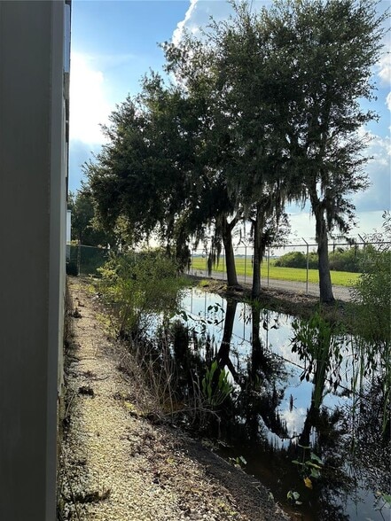 More Photos Of 4457-4459 Holden Rd, Lakeland Warehouse For Sale
