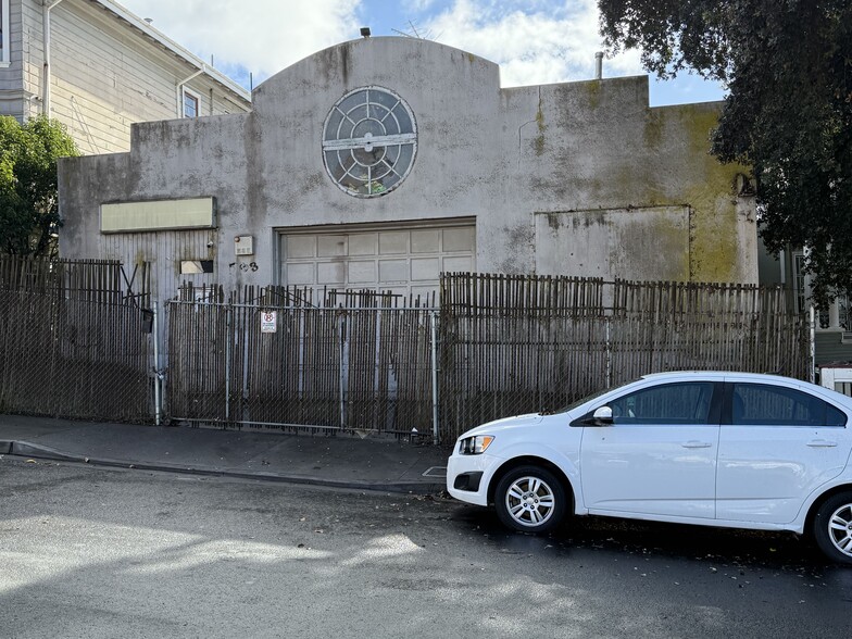 Primary Photo Of 533 Carolina St, Vallejo Warehouse For Sale