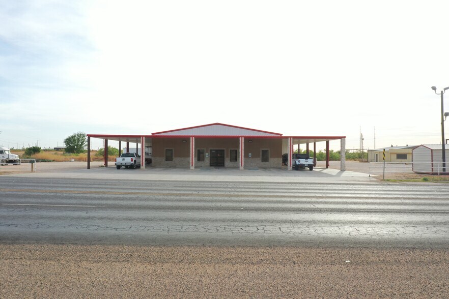 More Photos Of 1207 NW Mustang Dr, Andrews Warehouse For Sale