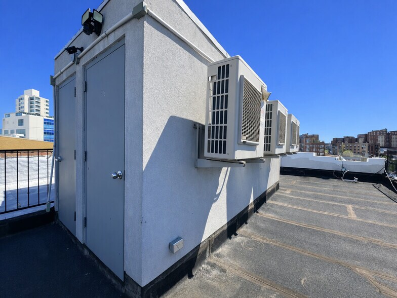 More Photos Of 2850 W 17th St, Brooklyn Apartments For Sale