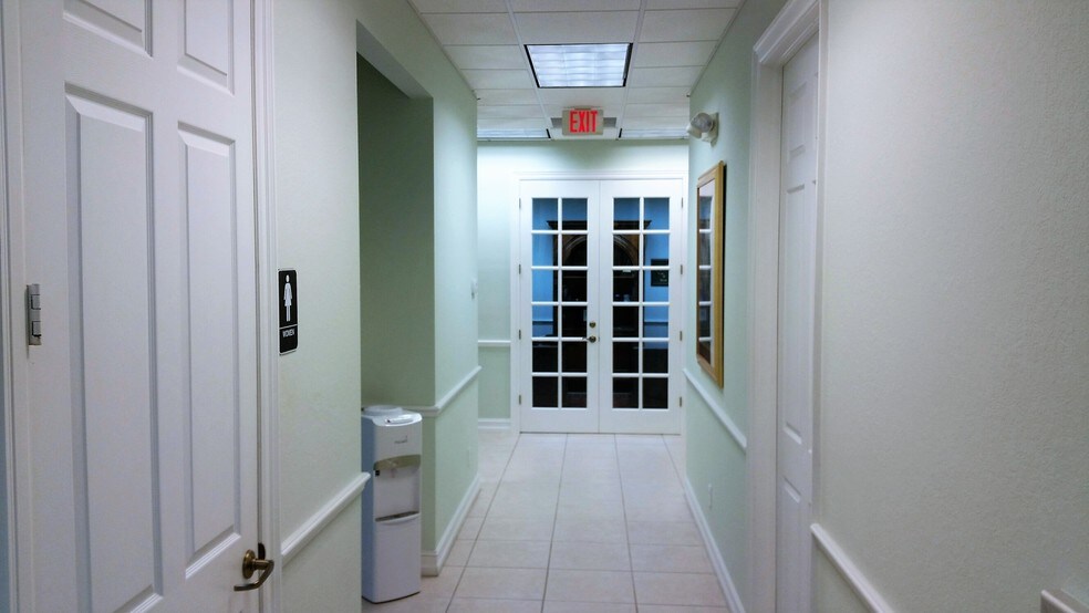 More Photos Of 5683 Strand Ct, Naples Office For Lease