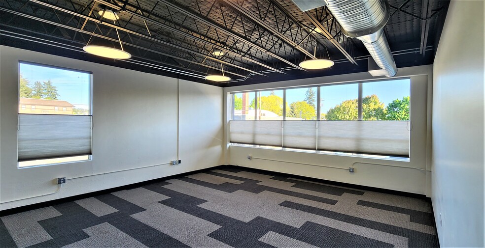 More Photos Of 1249 Willamette St, Eugene Office For Lease