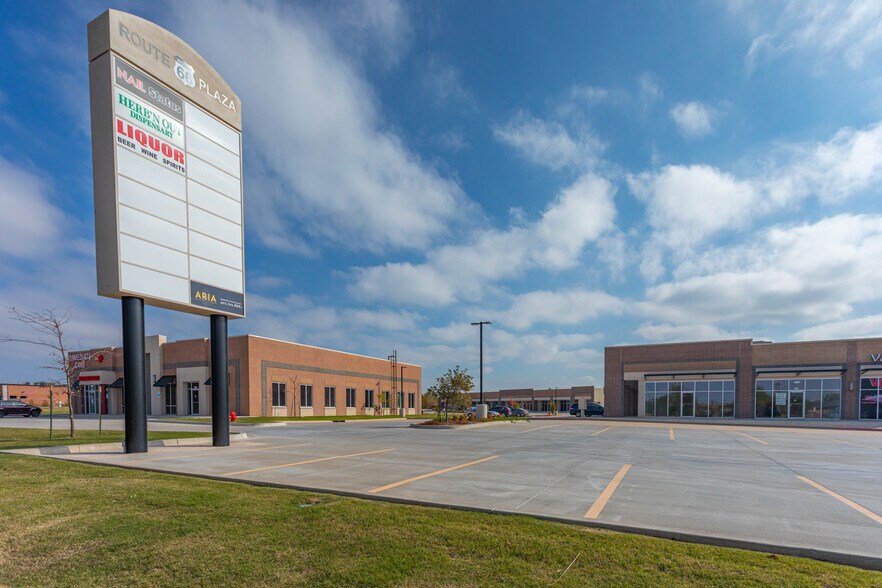 More Photos Of 4301 N Sara Rd, Yukon Freestanding For Lease