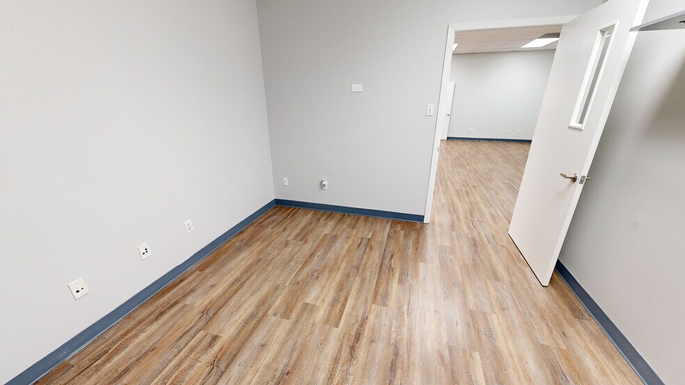 More Photos Of 635 Petro Point Dr, Lake Charles Office For Sale