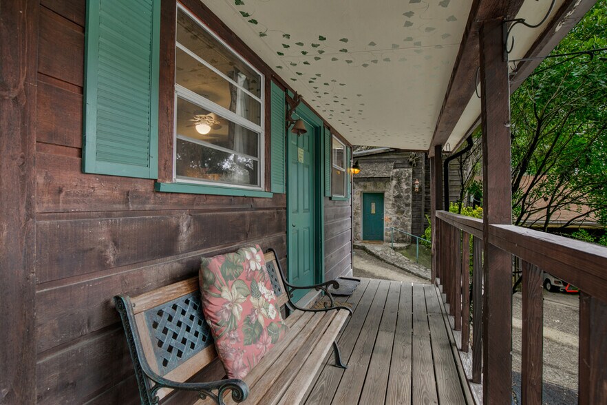 More Photos Of 7367 River Rd, New Braunfels Lodge Meeting Hall For Sale