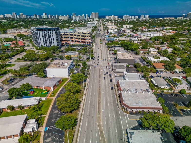 More Photos Of 1995 E Oakland Park Blvd, Fort Lauderdale Loft Creative Space For Lease