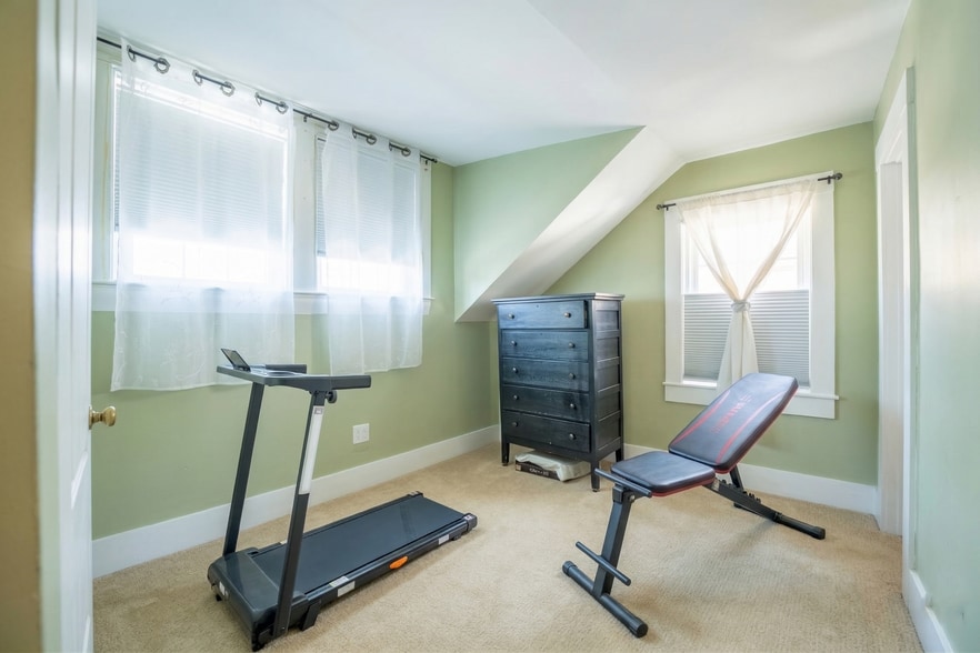 More Photos Of 2 River Rd, Cape Neddick Hospitality For Sale