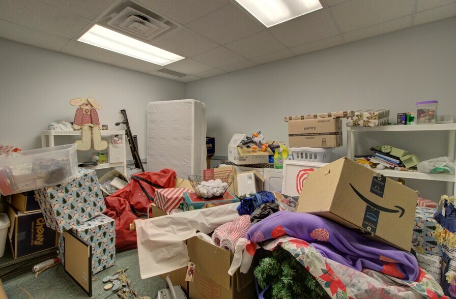 More Photos Of 224 E Main St, Ottawa Office For Sale