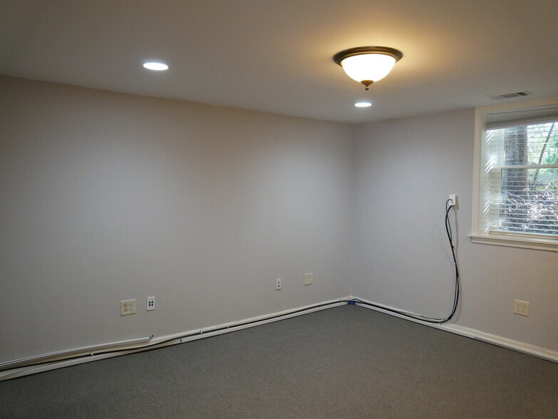 More Photos Of 496 Medlock Rd, Decatur Office Residential For Lease