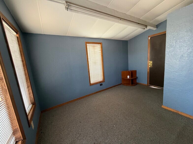 More Photos Of 3904 Sheppard Access Rd, Wichita Falls Specialty For Sale
