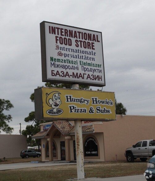 More Photos Of 13201 S Tamiami Trl, North Port Supermarket For Sale