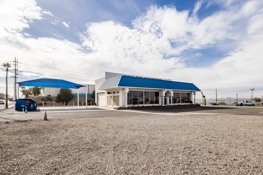 More Photos Of 951 Lake Havasu Ave N, Lake Havasu City Showroom For Lease