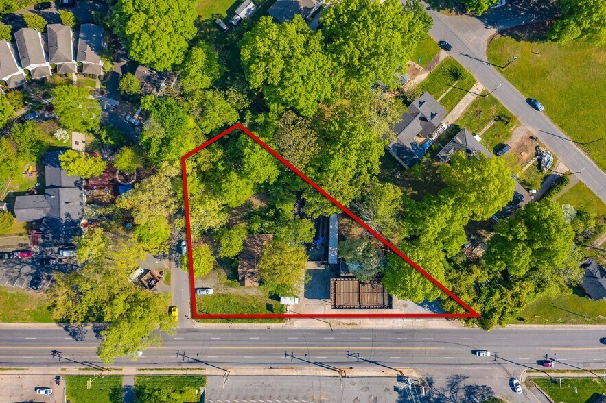 Primary Photo Of 2522-2530 The Plz, Charlotte Land For Sale