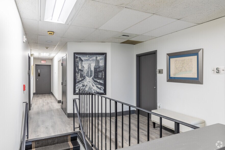 More Photos Of 1132-1140 Post Rd, Fairfield Office For Lease