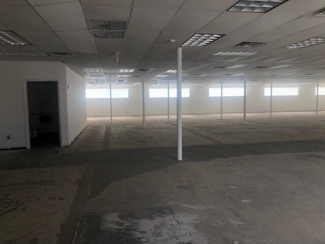 More Photos Of 1102 S Us Highway 1, Fort Pierce General Retail For Sale