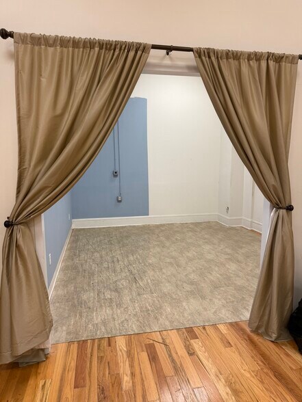 More Photos Of 114 Pearl St, Port Chester Light Distribution For Lease